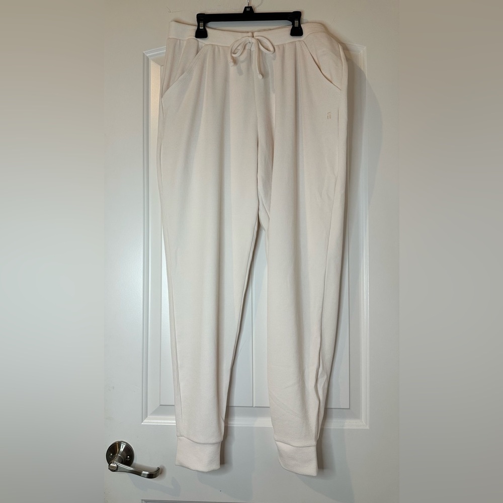 NWT! TOMMY JOHN LUXE LOUNGEWEAR